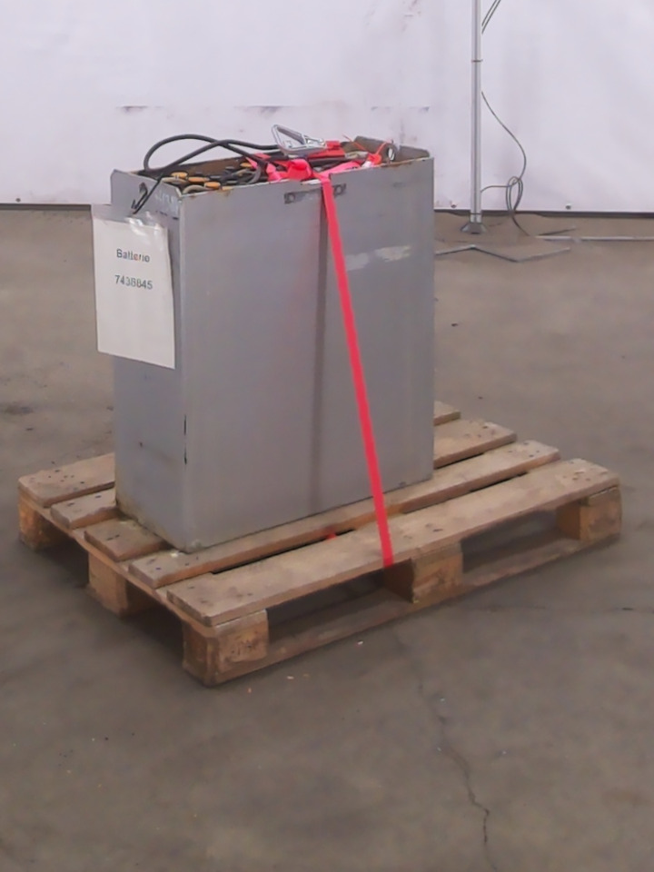 Avb 24V465AH - Accumulateur pour Matériel de manutention: photos 1 Avb 24V465AH - Accumulateur pour Matériel de manutention: photos 1