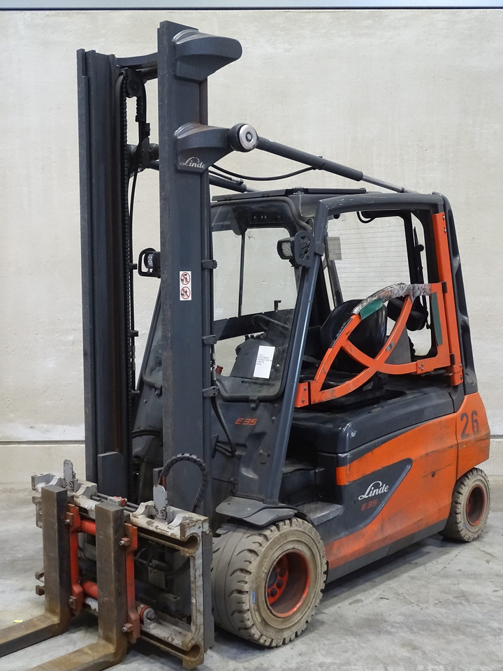 Linde E35L - Chariot élévateur électrique: photos 1 Linde E35L - Chariot élévateur électrique: photos 1