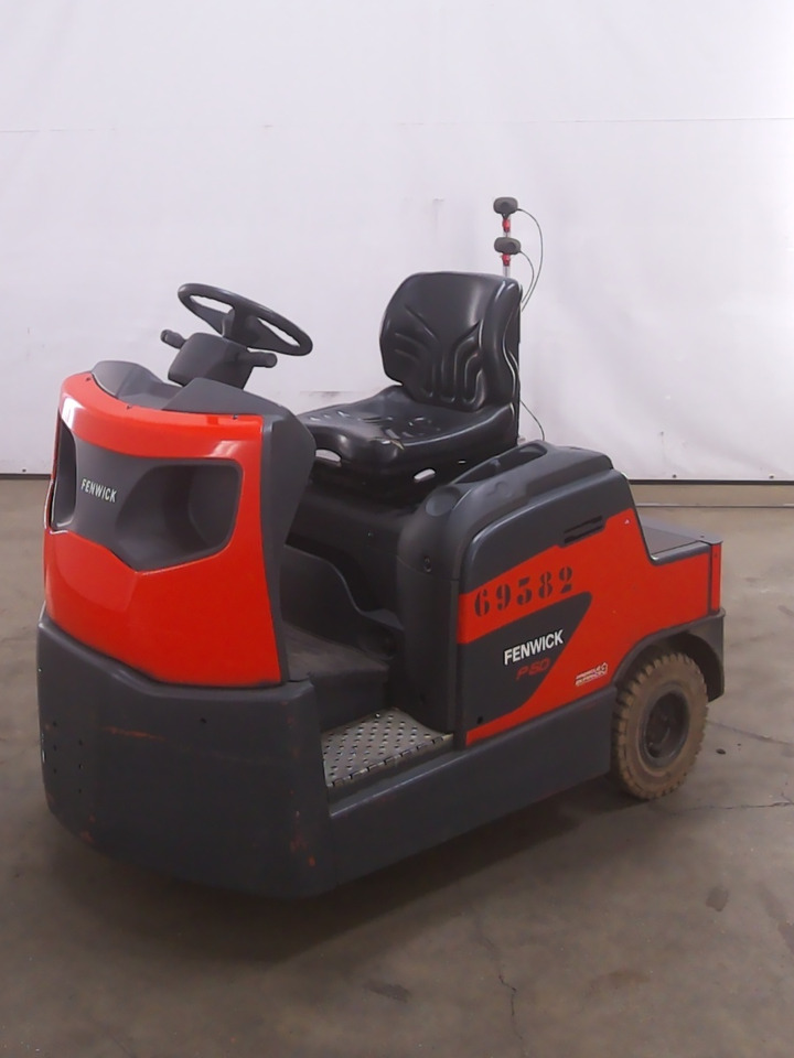 Linde P60 - Chariot tracteur: photos 1 Linde P60 - Chariot tracteur: photos 1