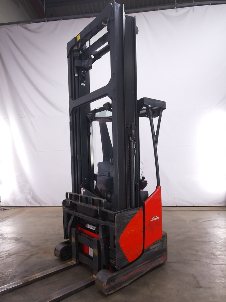 Linde R14X-03 - Chariot à mât rétractable: photos 1 Linde R14X-03 - Chariot à mât rétractable: photos 1