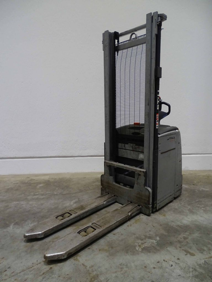 Still EXV16 - Gerbeur: photos 1 Still EXV16 - Gerbeur: photos 1