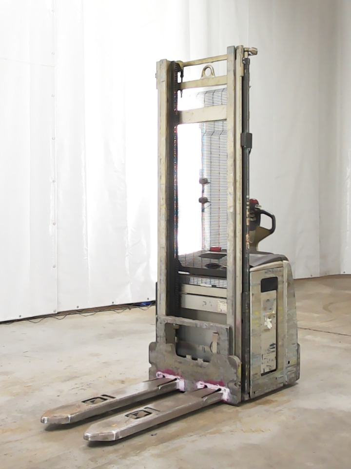 Still EXV16 - Gerbeur: photos 1 Still EXV16 - Gerbeur: photos 1