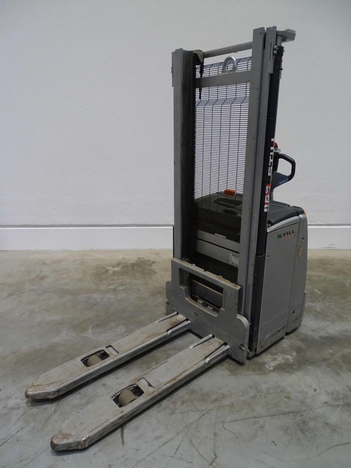 Still EXV16 - Gerbeur: photos 1 Still EXV16 - Gerbeur: photos 1