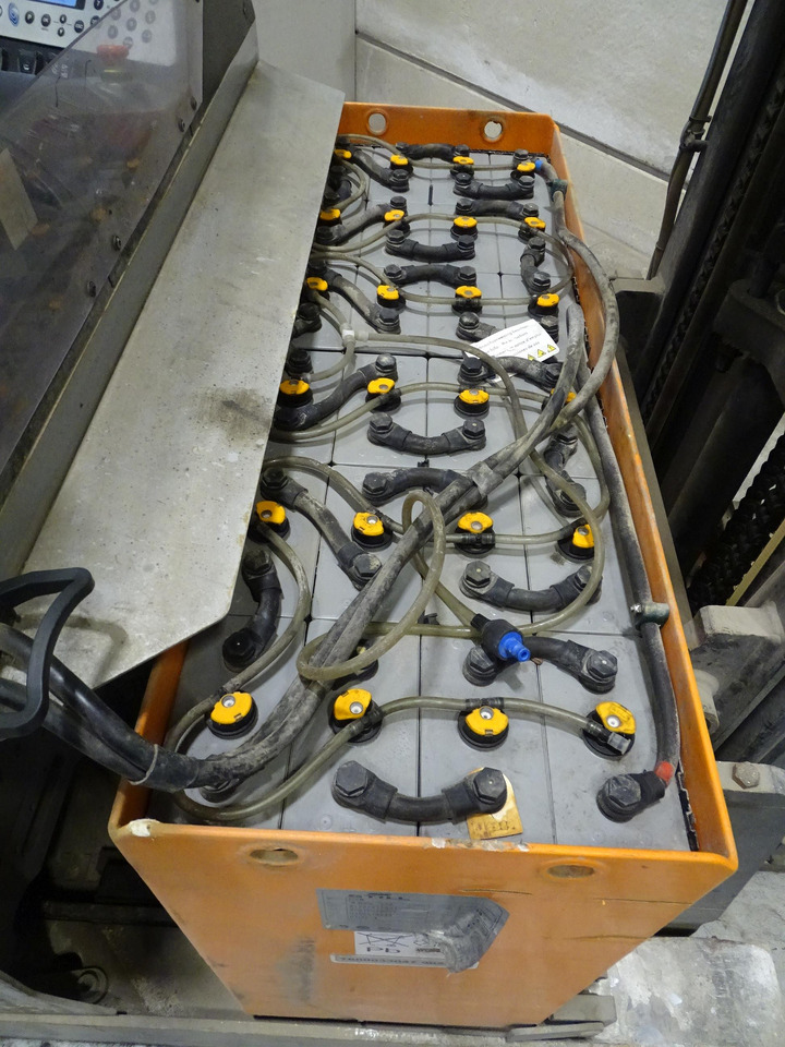 Still FM-X14 - Chariot à mât rétractable: photos 4 Still FM-X14 - Chariot à mât rétractable: photos 4