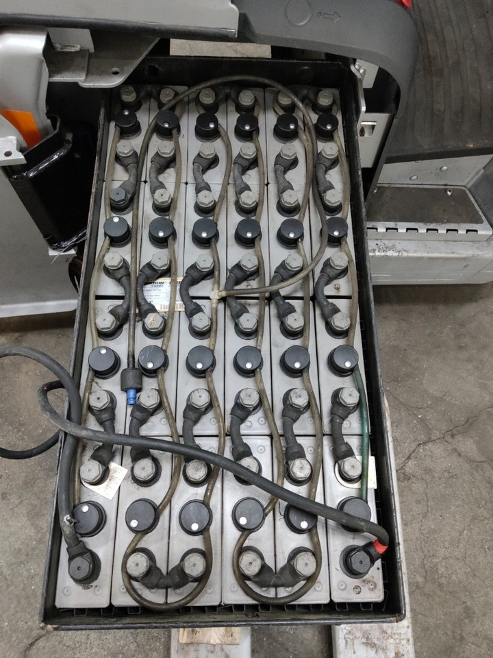 Still LTX70 - Chariot tracteur: photos 4 Still LTX70 - Chariot tracteur: photos 4