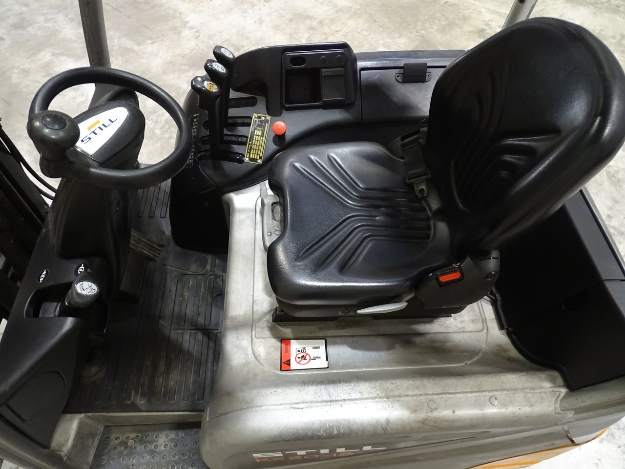 Still RX20-18 - Chariot élévateur électrique: photos 3 Still RX20-18 - Chariot élévateur électrique: photos 3