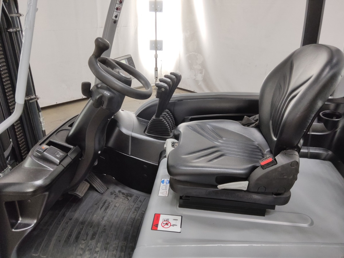 Still RX60-25 - Chariot élévateur électrique: photos 3 Still RX60-25 - Chariot élévateur électrique: photos 3