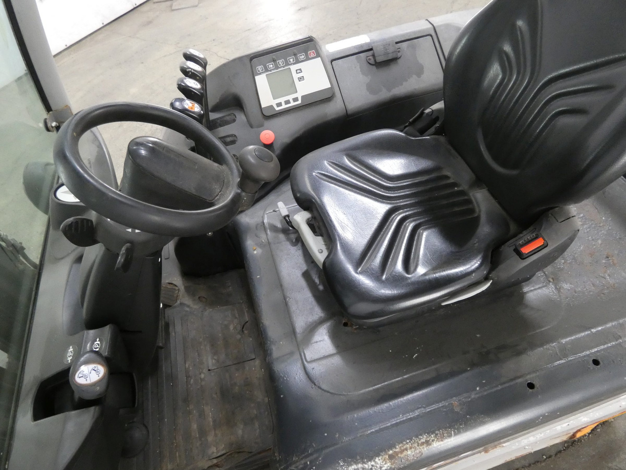 Still RX60-25 - Chariot élévateur électrique: photos 3 Still RX60-25 - Chariot élévateur électrique: photos 3