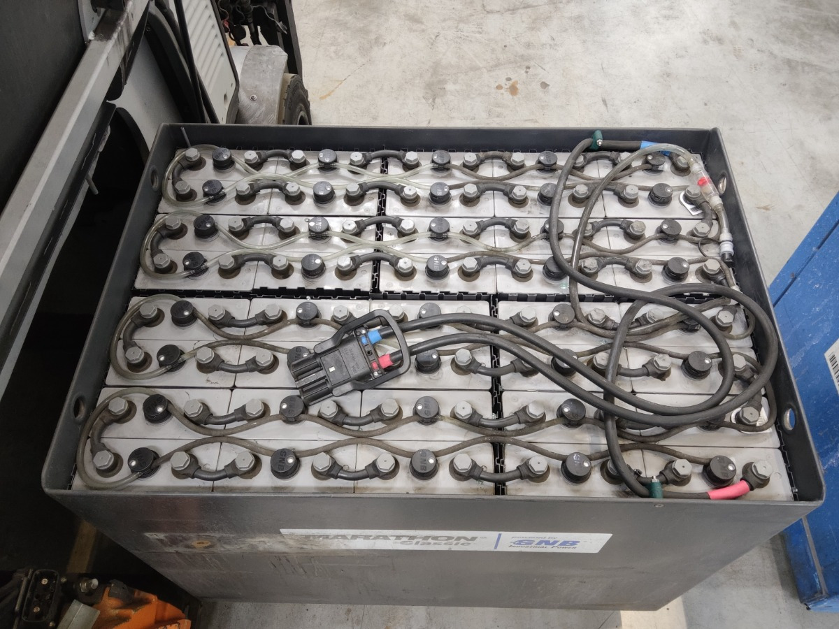 Still RX60-30 - Chariot élévateur électrique: photos 4 Still RX60-30 - Chariot élévateur électrique: photos 4