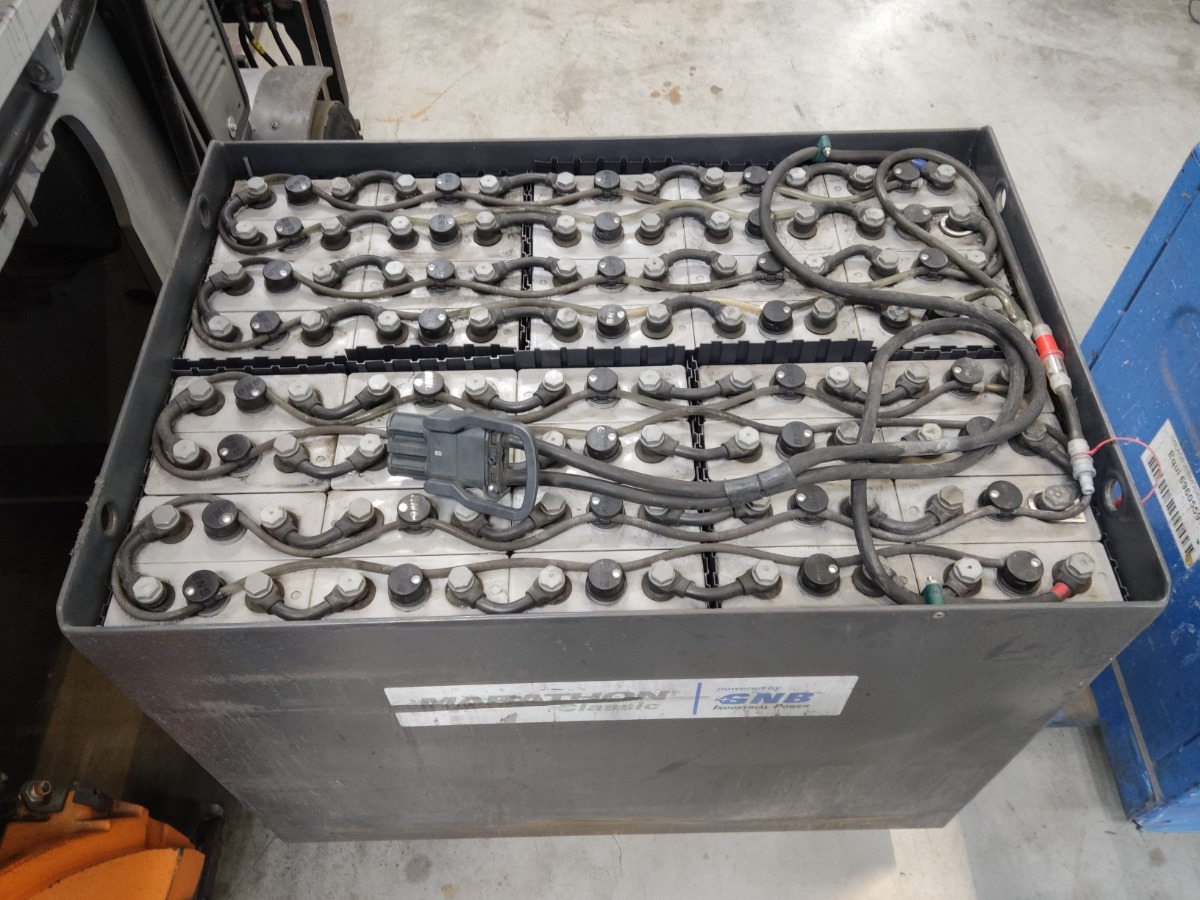 Still RX60-30 - Chariot élévateur électrique: photos 4 Still RX60-30 - Chariot élévateur électrique: photos 4