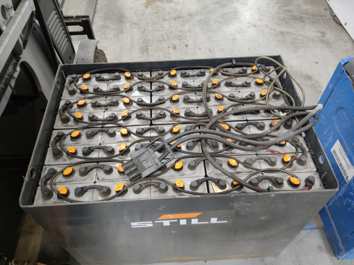 Still RX60-30 - Chariot élévateur électrique: photos 4 Still RX60-30 - Chariot élévateur électrique: photos 4