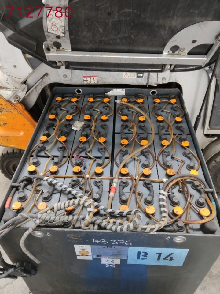 Still RX60-35 - Chariot élévateur électrique: photos 4 Still RX60-35 - Chariot élévateur électrique: photos 4