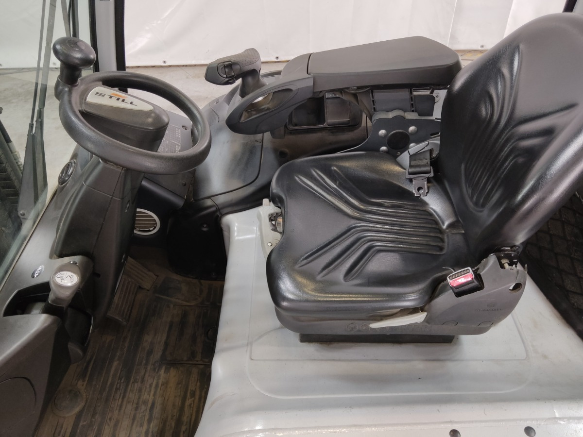 Still RX60-35 - Chariot élévateur électrique: photos 3 Still RX60-35 - Chariot élévateur électrique: photos 3