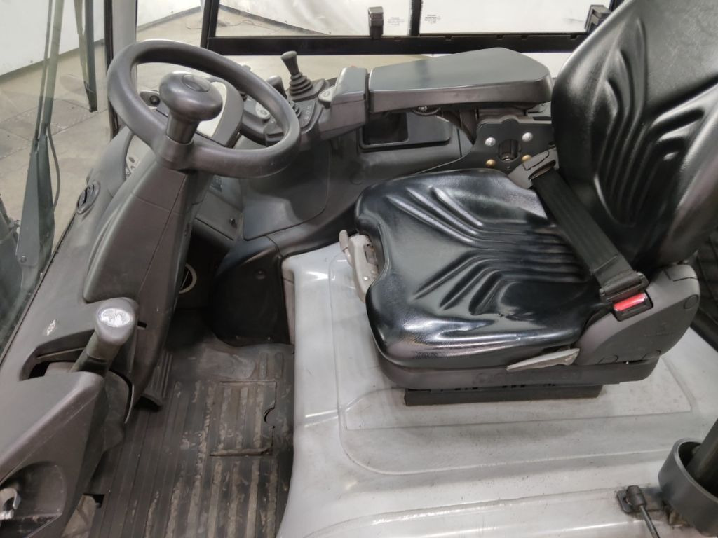 Still RX60-35 - Chariot élévateur électrique: photos 3 Still RX60-35 - Chariot élévateur électrique: photos 3