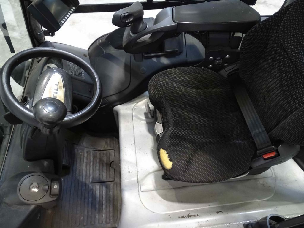 Still RX60-45 - Chariot élévateur électrique: photos 3 Still RX60-45 - Chariot élévateur électrique: photos 3