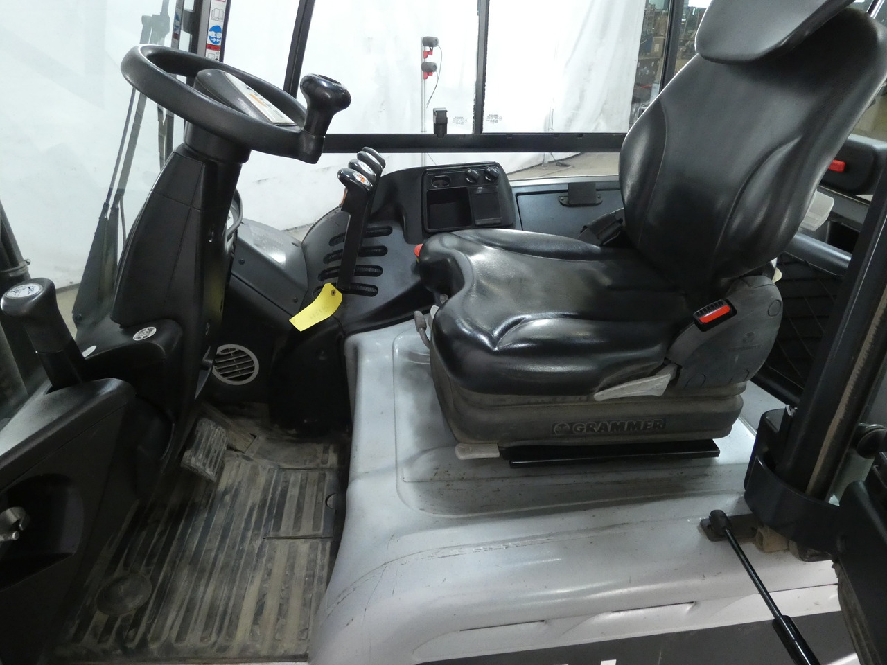 Still RX60-45 - Chariot élévateur électrique: photos 3 Still RX60-45 - Chariot élévateur électrique: photos 3