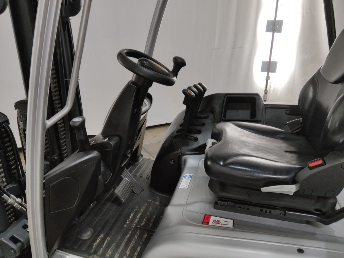 Still RX60-50/BATT.NEU - Chariot élévateur électrique: photos 3 Still RX60-50/BATT.NEU - Chariot élévateur électrique: photos 3