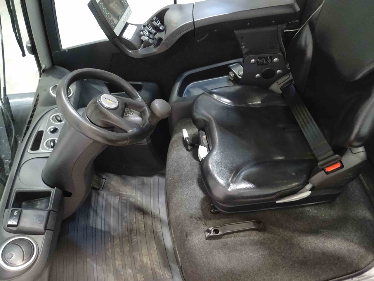 Still RX70-25 - Chariot élévateur diesel: photos 3 Still RX70-25 - Chariot élévateur diesel: photos 3