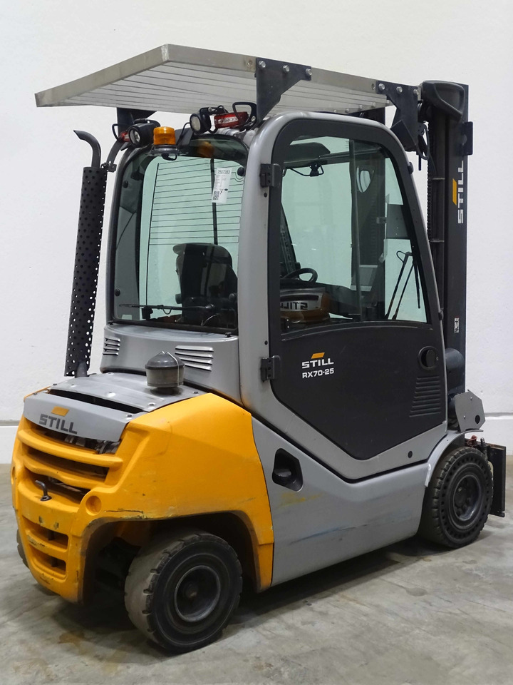 Still RX70-25 - Chariot élévateur diesel: photos 2 Still RX70-25 - Chariot élévateur diesel: photos 2