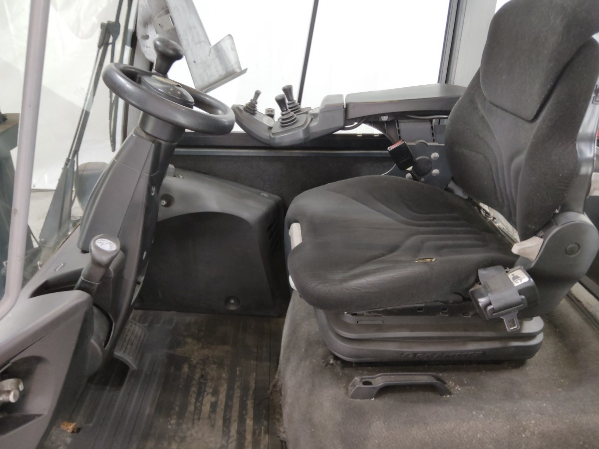 Still RX70-50/600 - Chariot élévateur diesel: photos 3 Still RX70-50/600 - Chariot élévateur diesel: photos 3