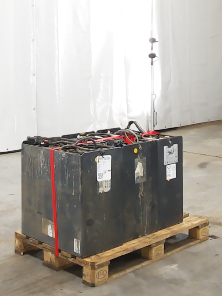 Weitere 3XBATTERIEN - Accumulateur pour Matériel de manutention: photos 1 Weitere 3XBATTERIEN - Accumulateur pour Matériel de manutention: photos 1