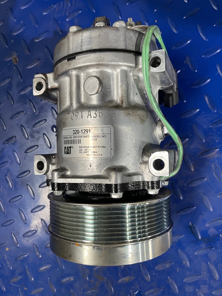CATERPILLAR AC Clima compressor 320-1291 - Compresseur de climatisation pour Engins de chantier: photos 2 CATERPILLAR AC Clima compressor 320-1291 - Compresseur de climatisation pour Engins de chantier: photos 2