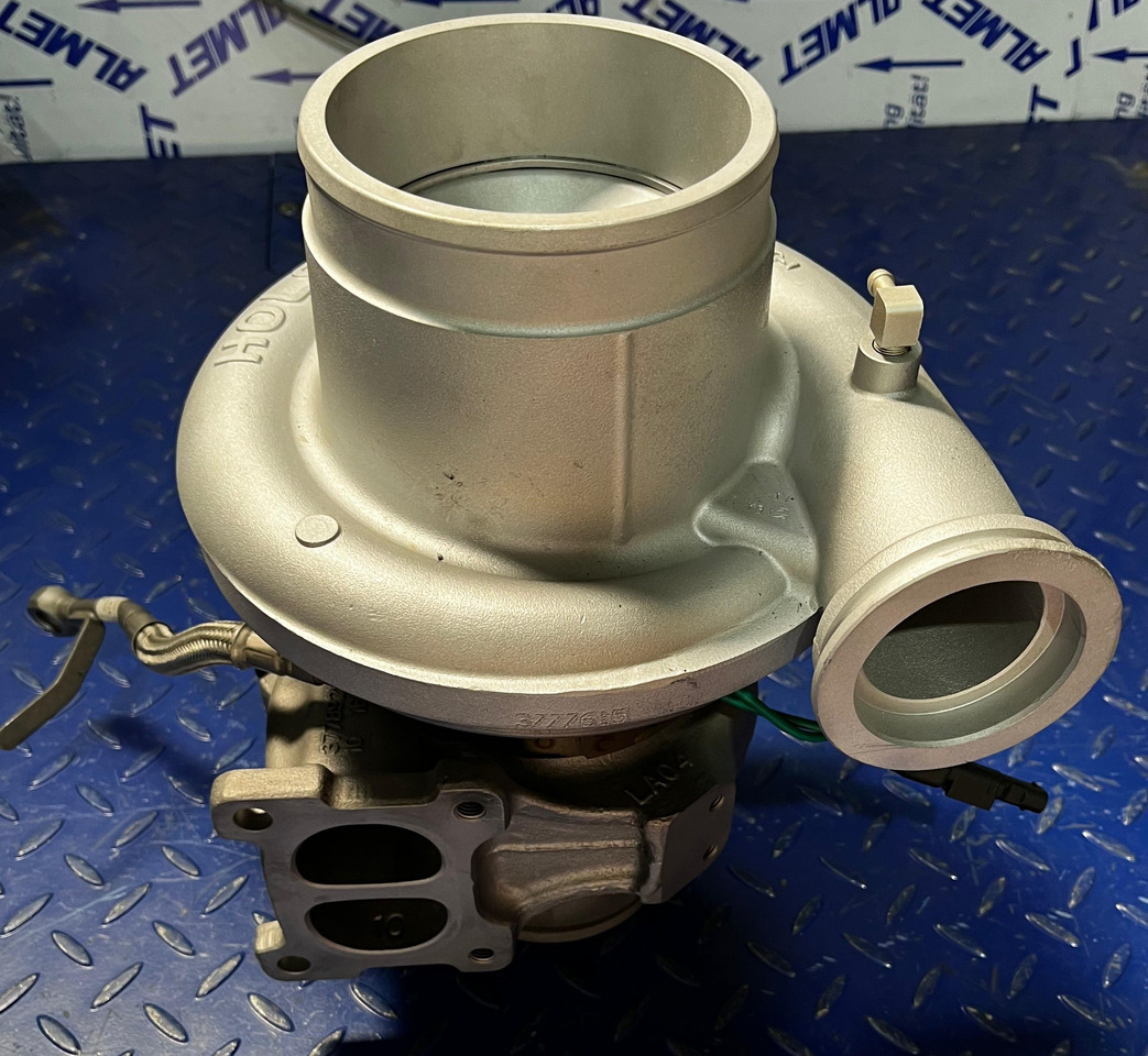 CLAAS Turbocharger Claas Lexion - Turbocompresseur: photos 2 CLAAS Turbocharger Claas Lexion - Turbocompresseur: photos 2