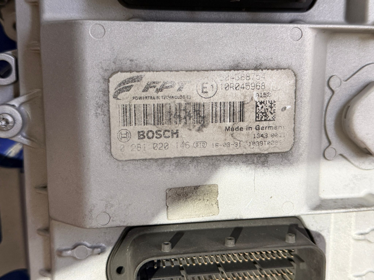 Iveco Engine Control Unit - Bloc de gestion pour Camion: photos 4 Iveco Engine Control Unit - Bloc de gestion pour Camion: photos 4