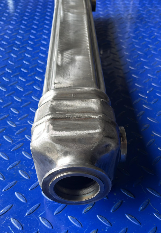 MTU DEMAG AC 300-6 EGR COOLER - Refroidisseur EGR: photos 4 MTU DEMAG AC 300-6 EGR COOLER - Refroidisseur EGR: photos 4