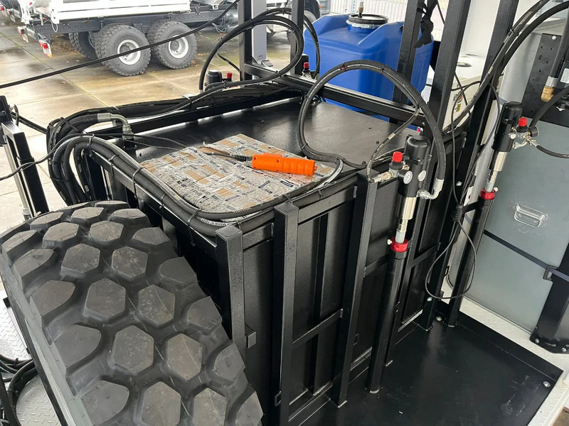 Mercedes-Benz Atego 1725 A 4x4 Service Truck - crédit-bail Mercedes-Benz Atego 1725 A 4x4 Service Truck: photos 15