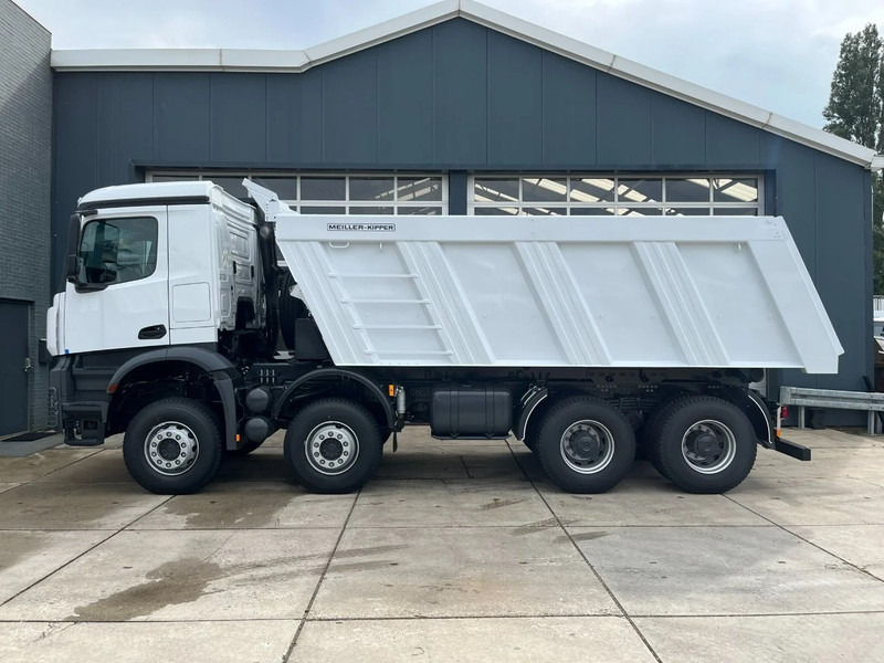 Mercedes-Benz Arocs 4140 K 8x4 Meiller tipper (15 units) - Camion benne: photos 2 Mercedes-Benz Arocs 4140 K 8x4 Meiller tipper (15 units) - Camion benne: photos 2