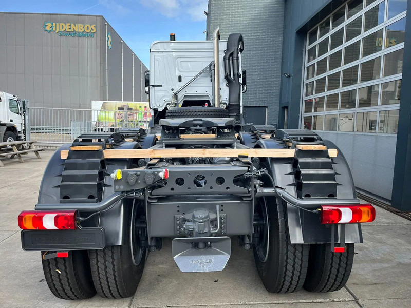 Mercedes-Benz Arocs 4058 AS 6x6 Tractor Head 180T Push Pull EURO-5 - Tracteur routier: photos 5 Mercedes-Benz Arocs 4058 AS 6x6 Tractor Head 180T Push Pull EURO-5 - Tracteur routier: photos 5