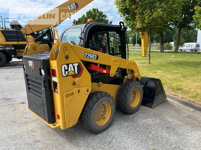 Cat 226D - Mini chargeuse: photos 3 Cat 226D - Mini chargeuse: photos 3