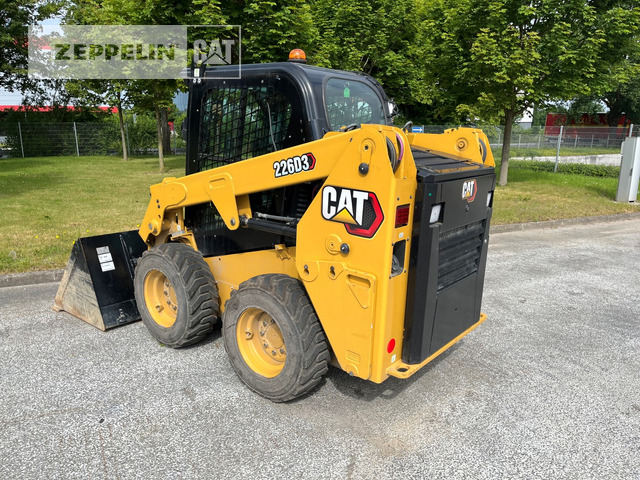 Cat 226D - Mini chargeuse: photos 2 Cat 226D - Mini chargeuse: photos 2