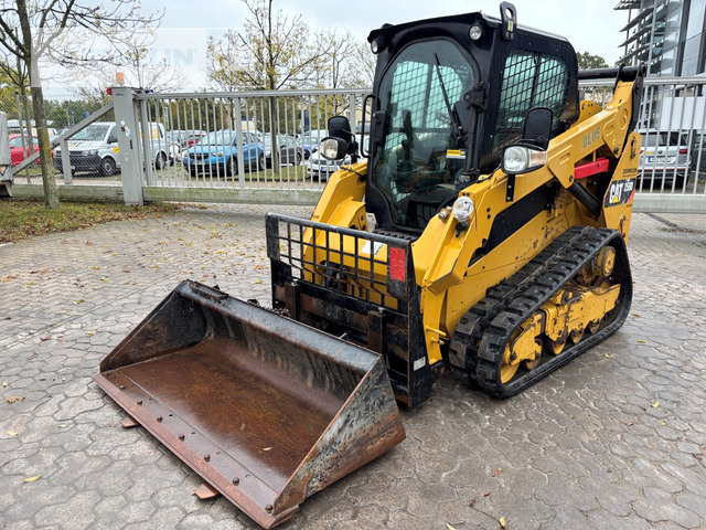 Cat 259D - Mini chargeuse: photos 1 Cat 259D - Mini chargeuse: photos 1