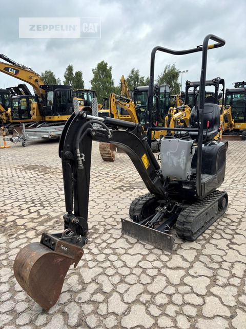 Cat 300.9D - Mini pelle: photos 1 Cat 300.9D - Mini pelle: photos 1