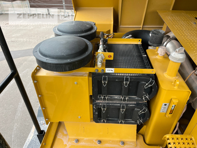Tombereau rigide Cat 775G: photos 9