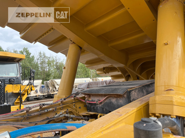Tombereau rigide Cat 775G: photos 14