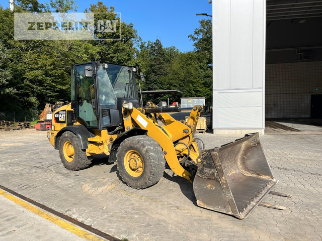 Cat 907M - Chargeuse sur pneus: photos 2 Cat 907M - Chargeuse sur pneus: photos 2