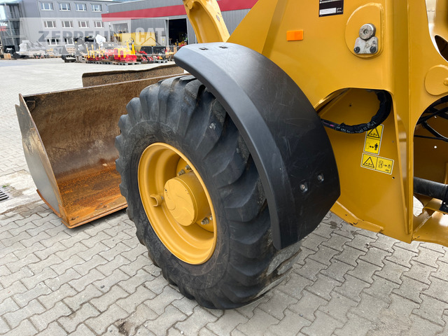 Chargeuse sur pneus Cat 914-14A: photos 14