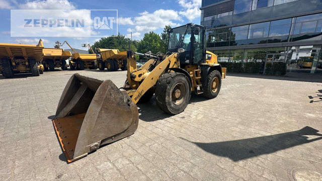 Cat 914M - Chargeuse sur pneus: photos 1 Cat 914M - Chargeuse sur pneus: photos 1