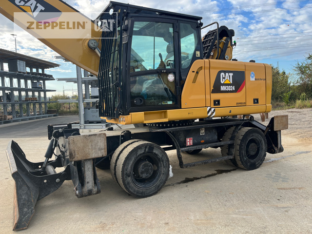 Cat MH3024-06C - Pelle de manutention: photos 5 Cat MH3024-06C - Pelle de manutention: photos 5