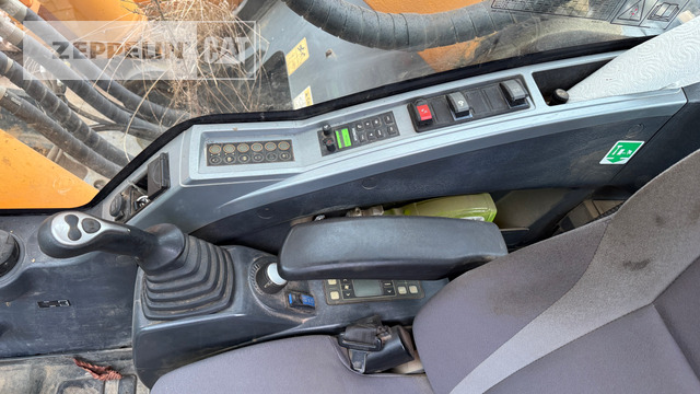 Pelle sur chenille Hyundai R480LC-9: photos 8 Pelle sur chenille Hyundai R480LC-9: photos 8