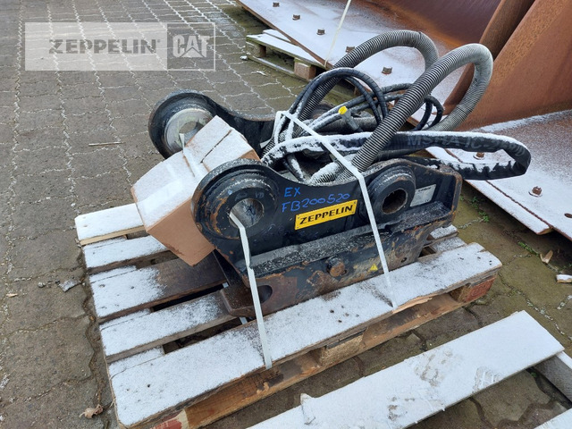 Oilquick Deutschland GmbH Primärprodukte Kompo - Attache rapide pour Engins de chantier: photos 1 Oilquick Deutschland GmbH Primärprodukte Kompo - Attache rapide pour Engins de chantier: photos 1