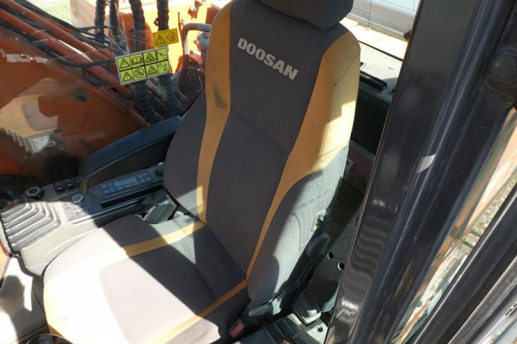 Doosan Mobilbagger DX 160 Mobilbagger - crédit-bail Doosan Mobilbagger DX 160 Mobilbagger: photos 8