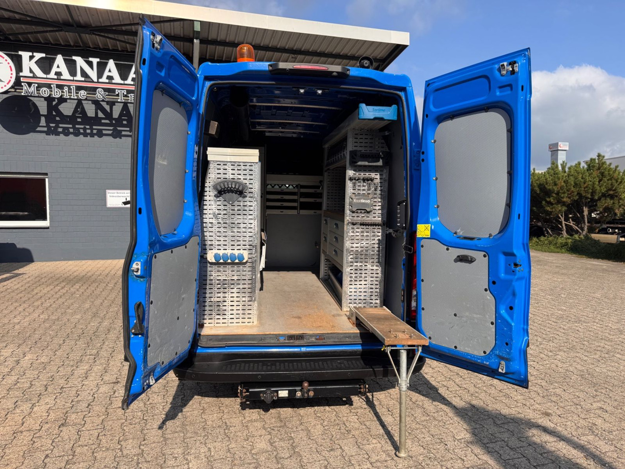 Iveco Daily Kasten 50 C 170 Werkstattwagen SORTIMO - crédit-bail Iveco Daily Kasten 50 C 170 Werkstattwagen SORTIMO: photos 12