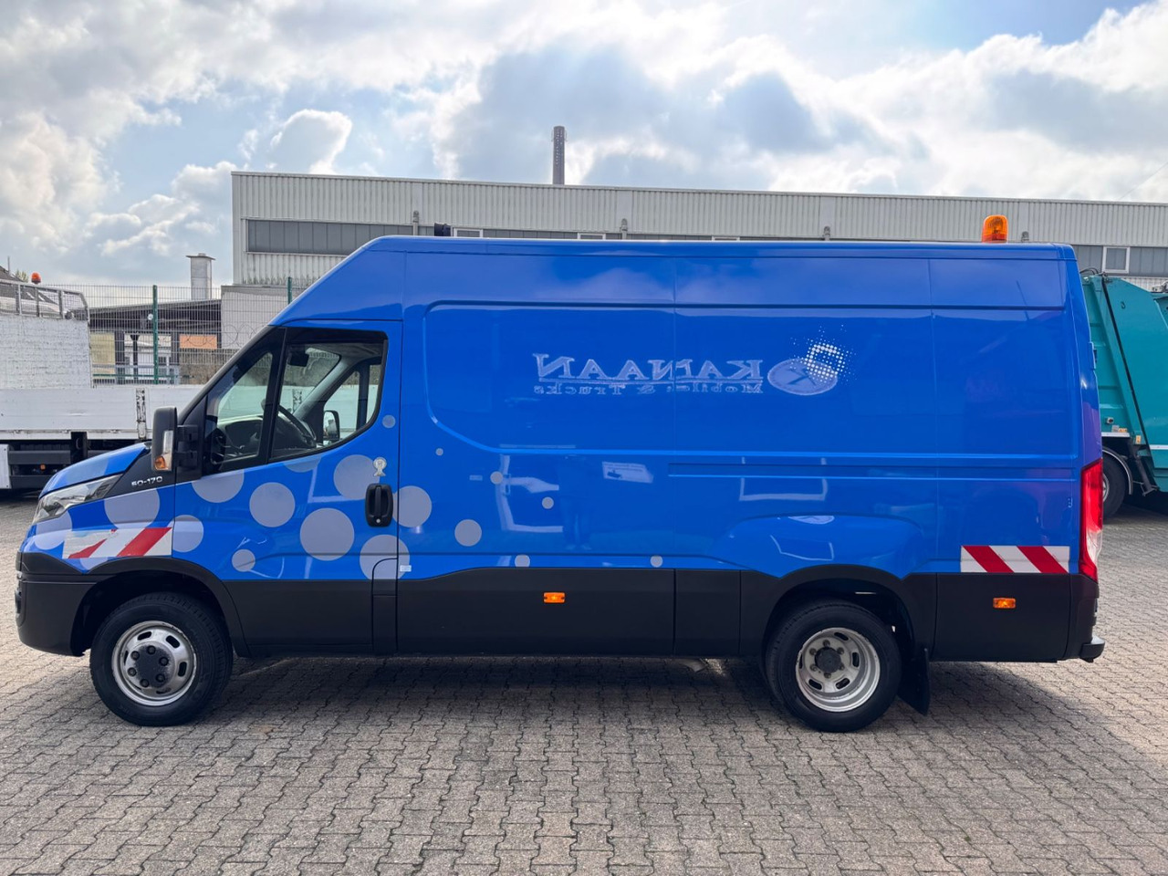 Iveco Daily Kasten 50 C 170 Werkstattwagen SORTIMO - crédit-bail Iveco Daily Kasten 50 C 170 Werkstattwagen SORTIMO: photos 9
