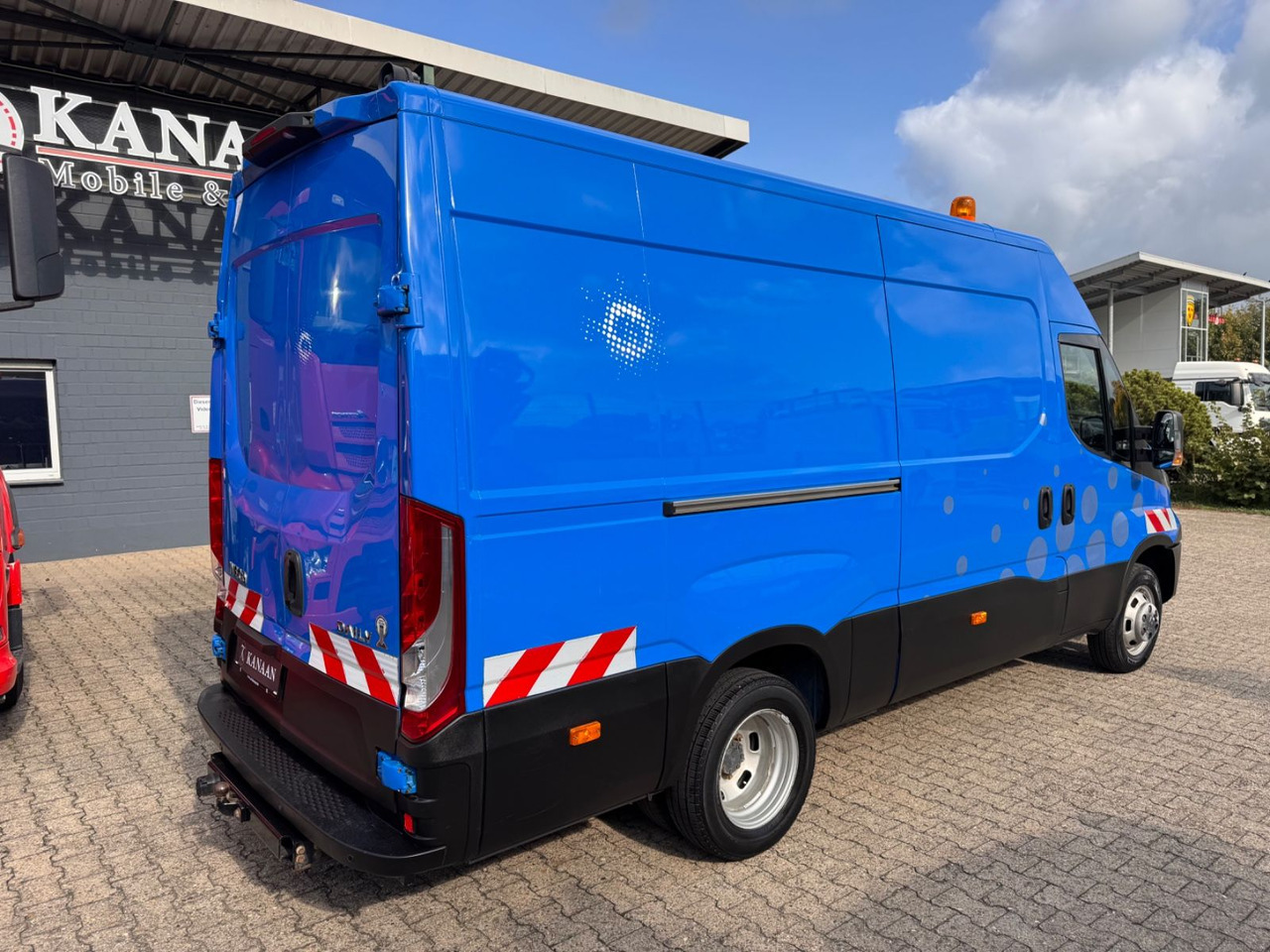 Iveco Daily Kasten 50 C 170 Werkstattwagen SORTIMO - Fourgon utilitaire: photos 3 Iveco Daily Kasten 50 C 170 Werkstattwagen SORTIMO - Fourgon utilitaire: photos 3
