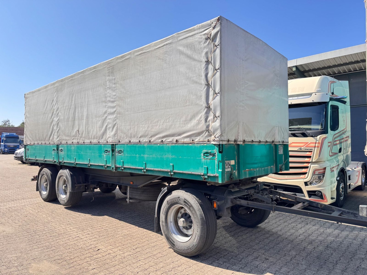 KUMMLIN 3-Achs Getreide Kipper 3 Seiten Liftachs - Remorque benne: photos 2 KUMMLIN 3-Achs Getreide Kipper 3 Seiten Liftachs - Remorque benne: photos 2