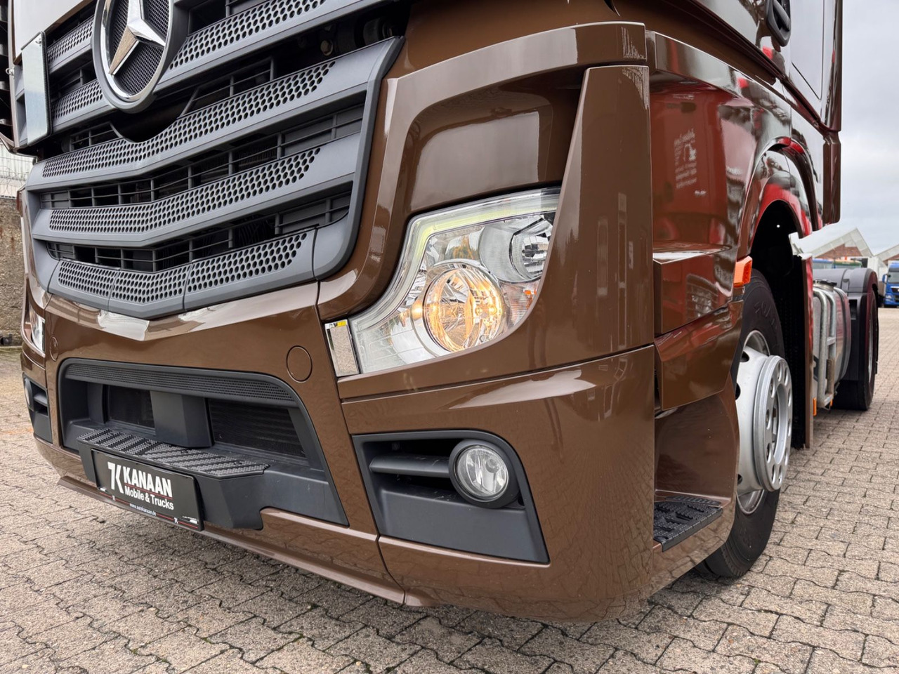Tracteur routier Mercedes-Benz 1848 Actros 5   BigSPace: photos 6
